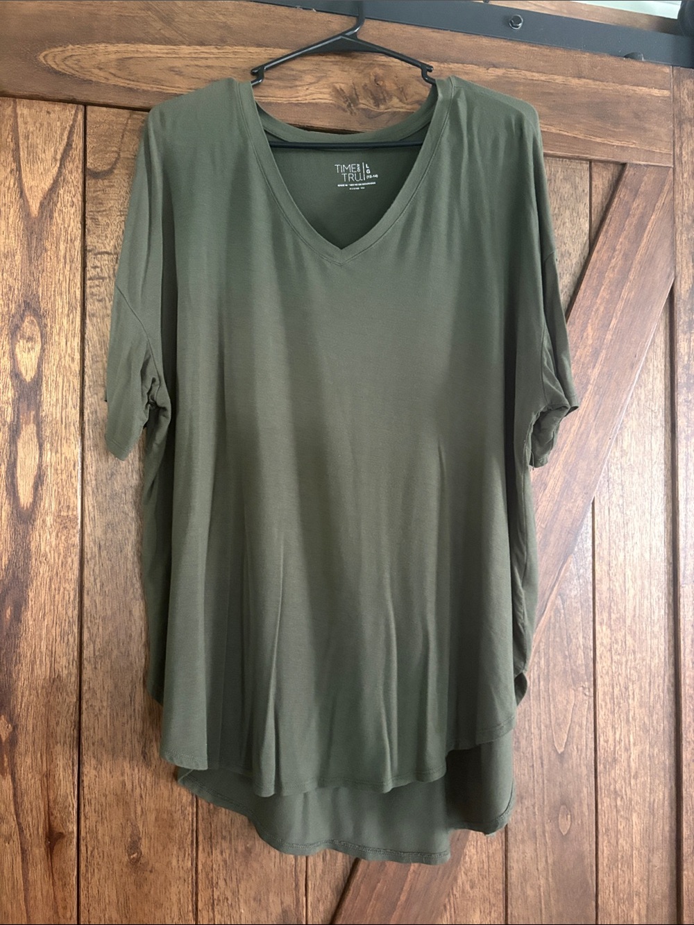 Time and Tru Olive V-Neck Short Sleeve Tunic